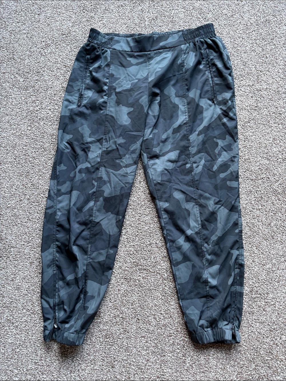 Old Navy Blue & Gray Camo Jogger Pants